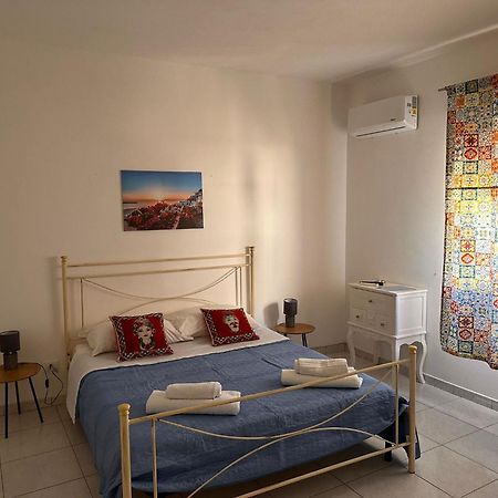 A Due Passi Dal Centro Apartment Favignana Luaran gambar