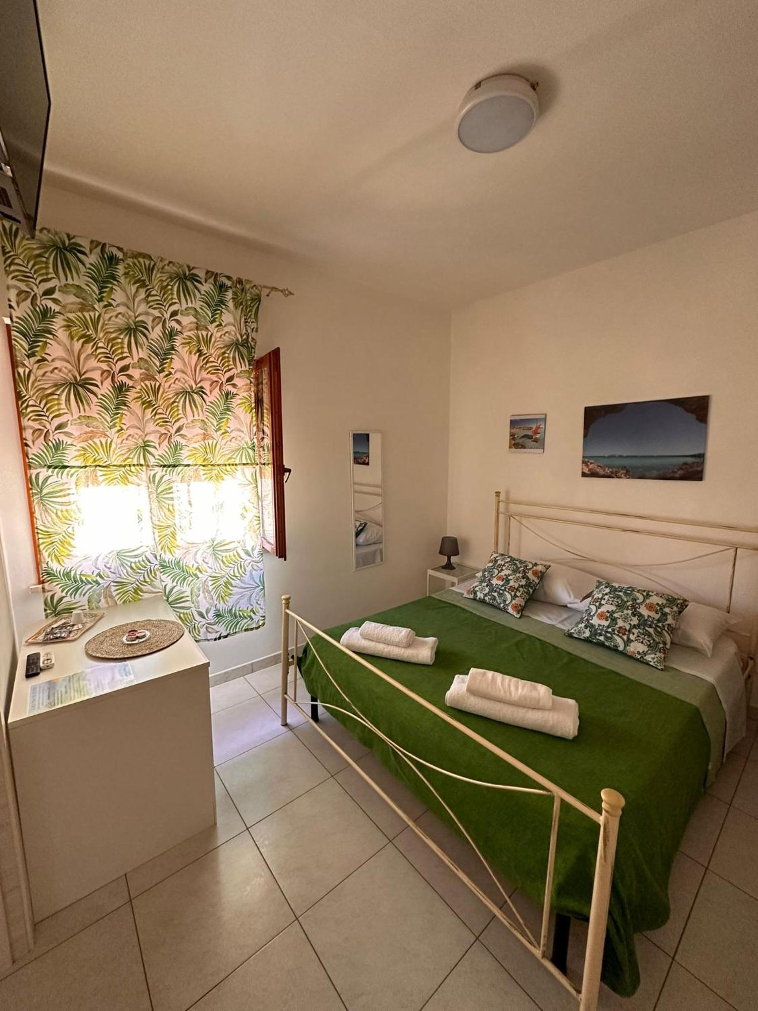 A Due Passi Dal Centro Apartment Favignana Luaran gambar